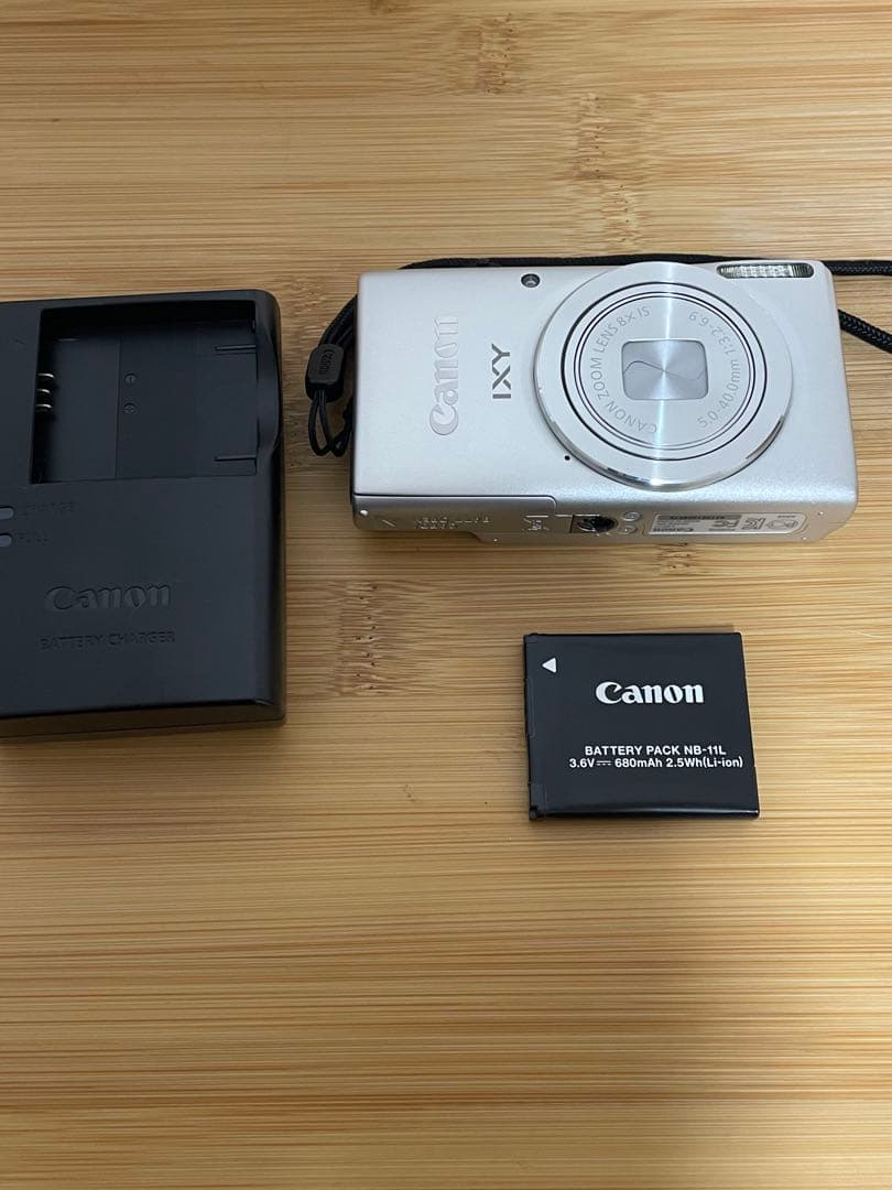 美品　Canon IXY 90F コンパクトデジタルカメラ
