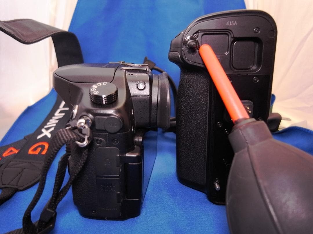 GH4 　LUMIX DMC-GH4　DMW-BGGH3 　充電器付属　４K動画
