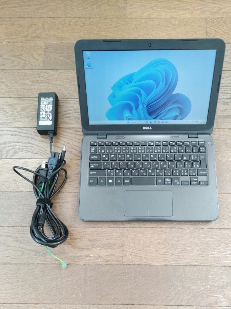 美品　DELL 小型軽量 Windows11 オフィス2019　バッテリー可