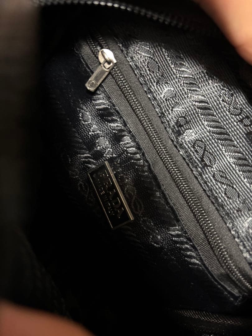 早い者勝ち‼️PRADA ブラック ショルダーバッグ