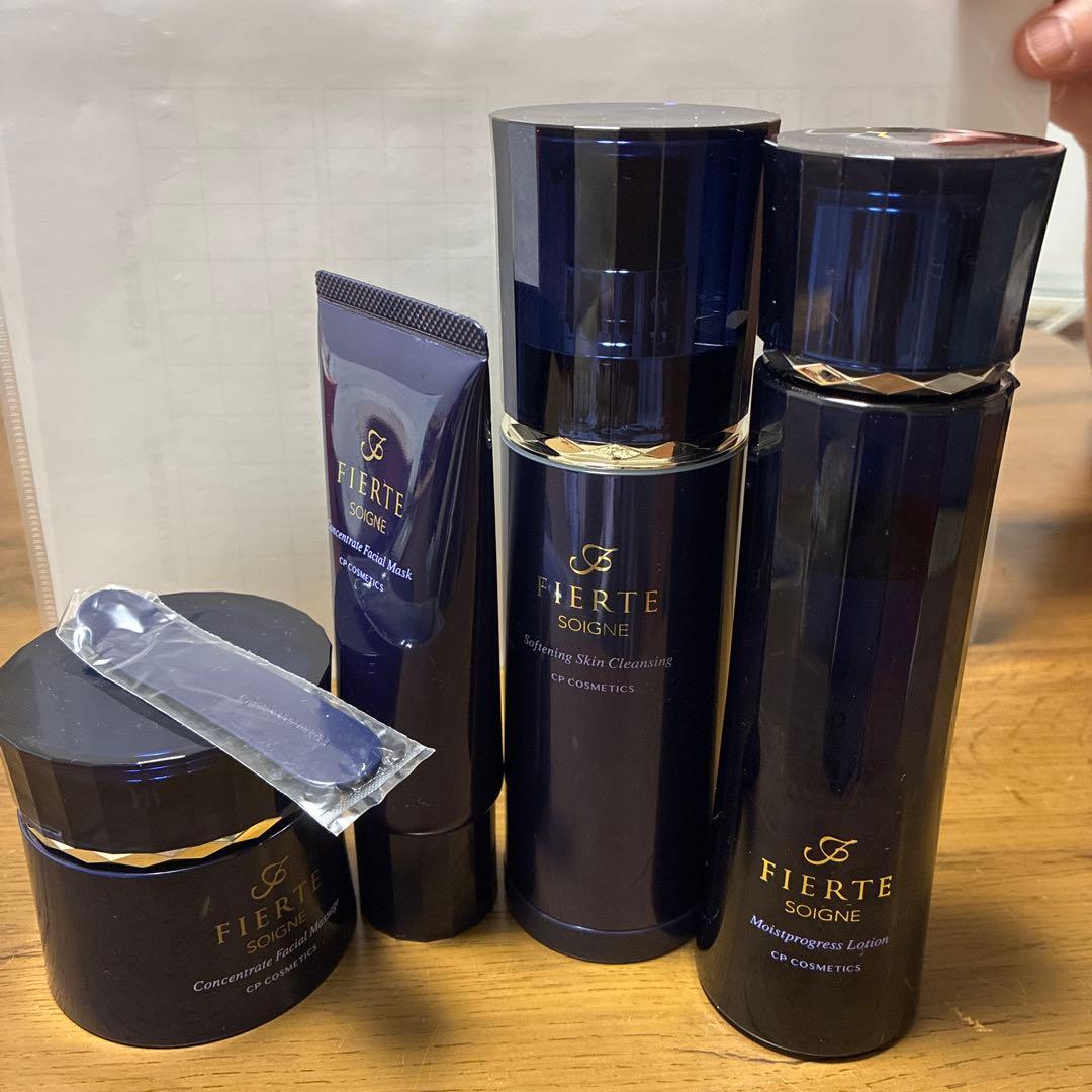 『引っ越しにつき断捨離中♡！ 様』専用 他の方ご遠慮くださいませ FIERTE