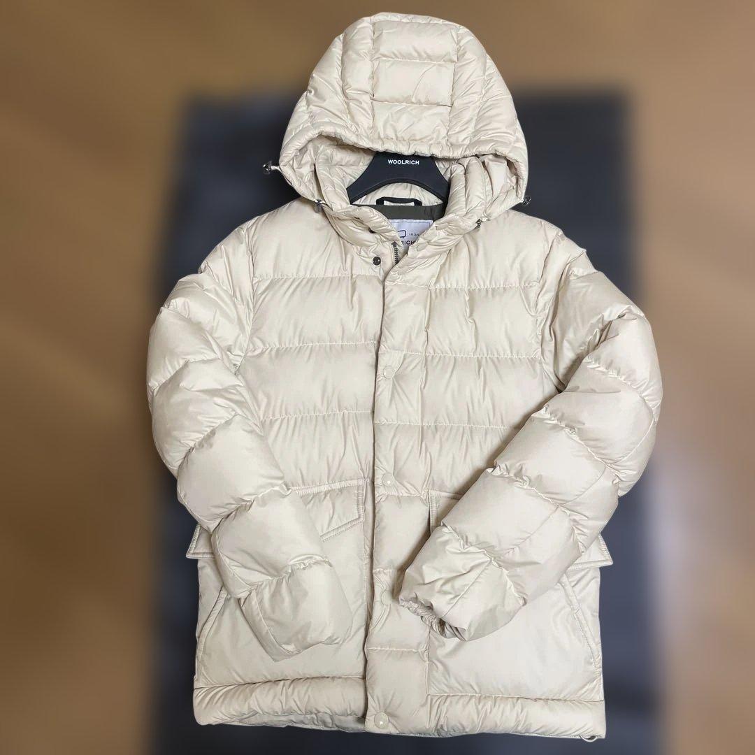 WOOLRICH ウールリッチ フード付きダウンジャケット