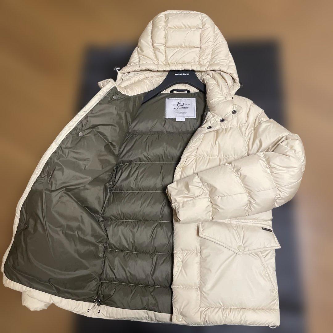 WOOLRICH ウールリッチ フード付きダウンジャケット