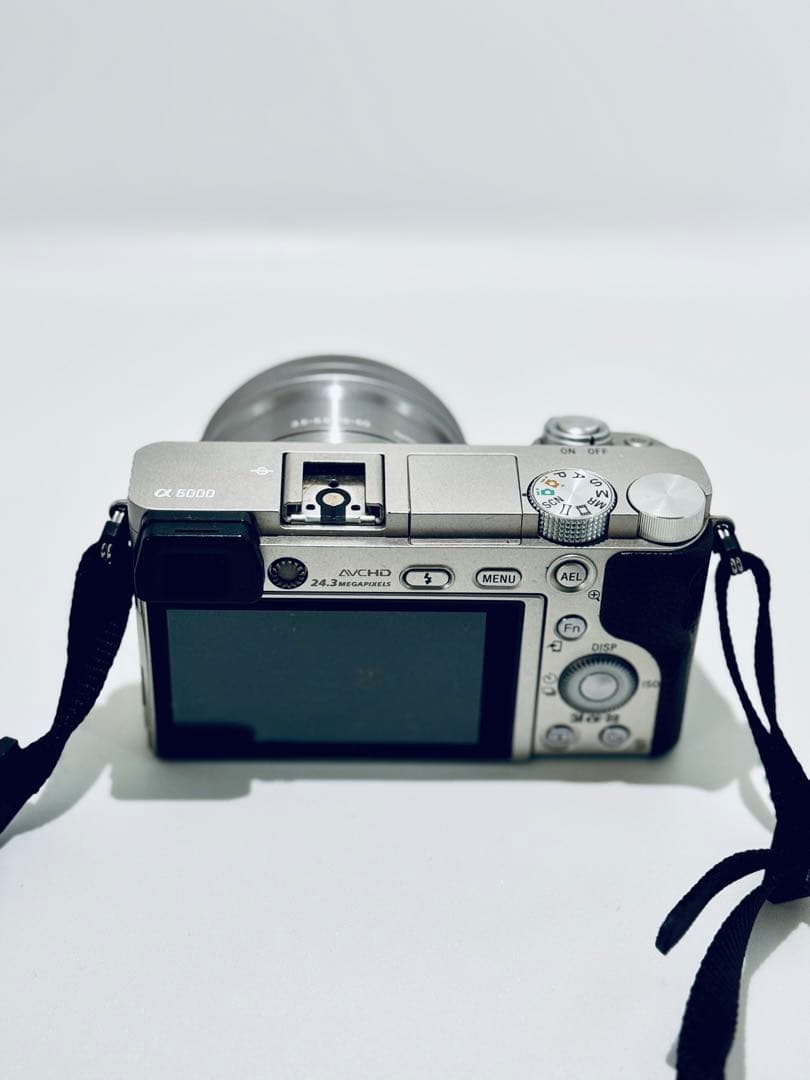 SONY ILCE−6000 ILCE-6000L ミラーレス一眼 α6000