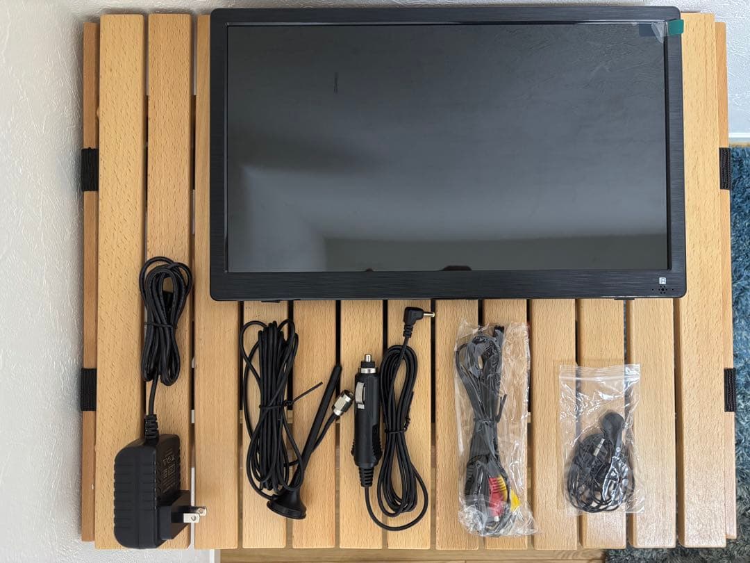 14インチ ポータブルテレビ HDMI 録画機能付き　ブースター内蔵アンテナ付き