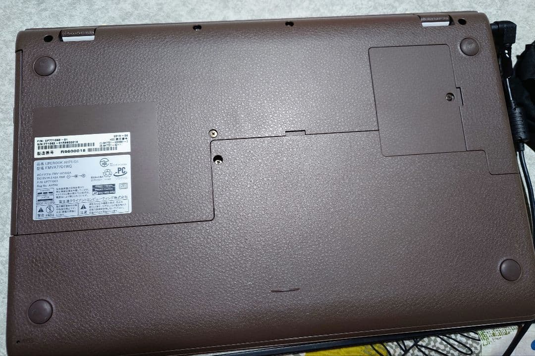 Fujitsu ノートPC FMV A77D1WG