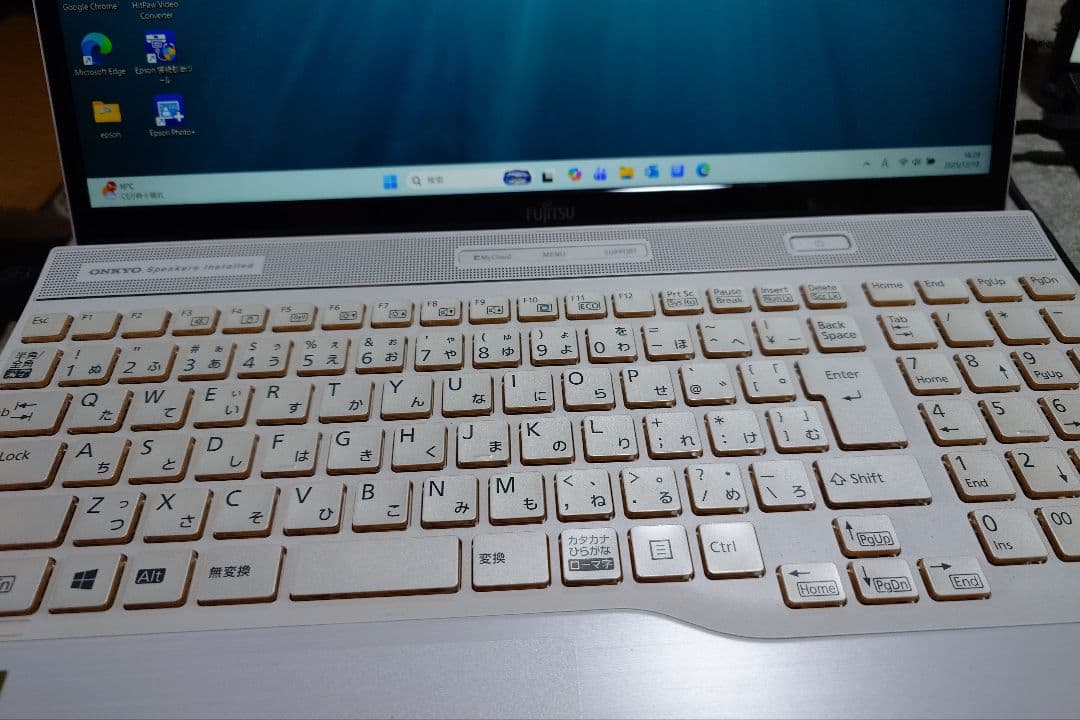 Fujitsu ノートPC FMV A77D1WG