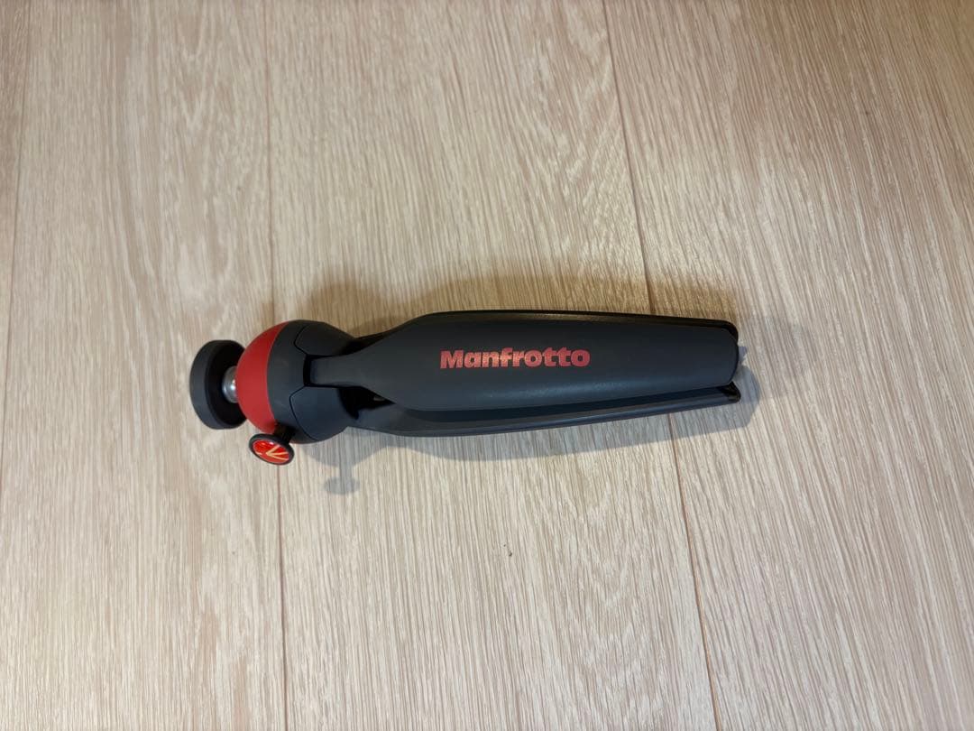 【ゆーう】プロジェクター NEBULA Apollo（三脚付き）