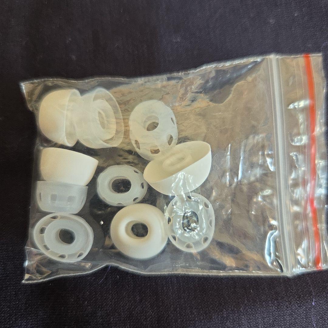 ワイヤレスイヤホン 機能付き集音器　きこエ－ル　日本メ－カー