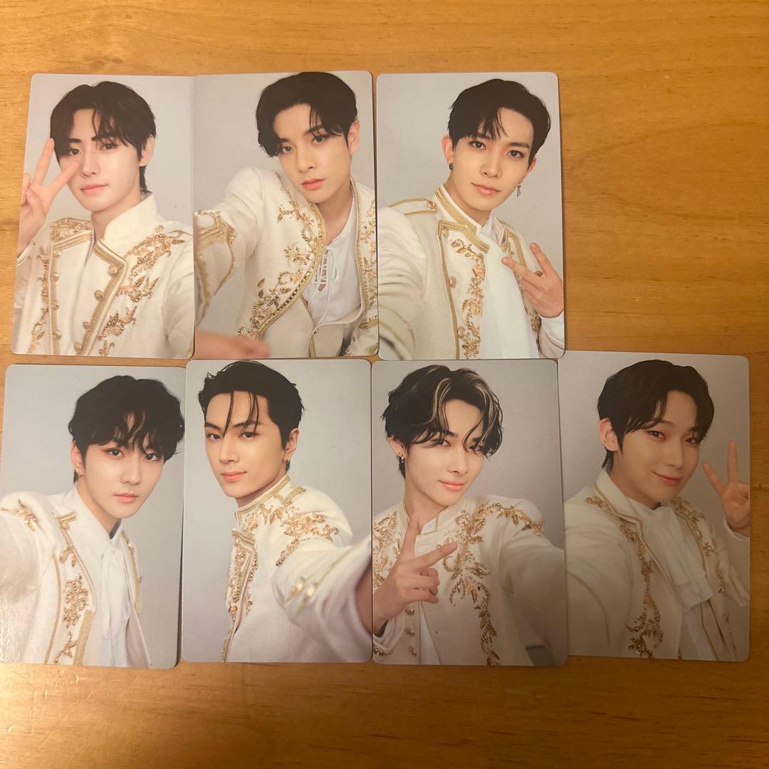 ENHYPEN トレカ　63枚 ファンクラブ継続特典、トレカケース、IDカード