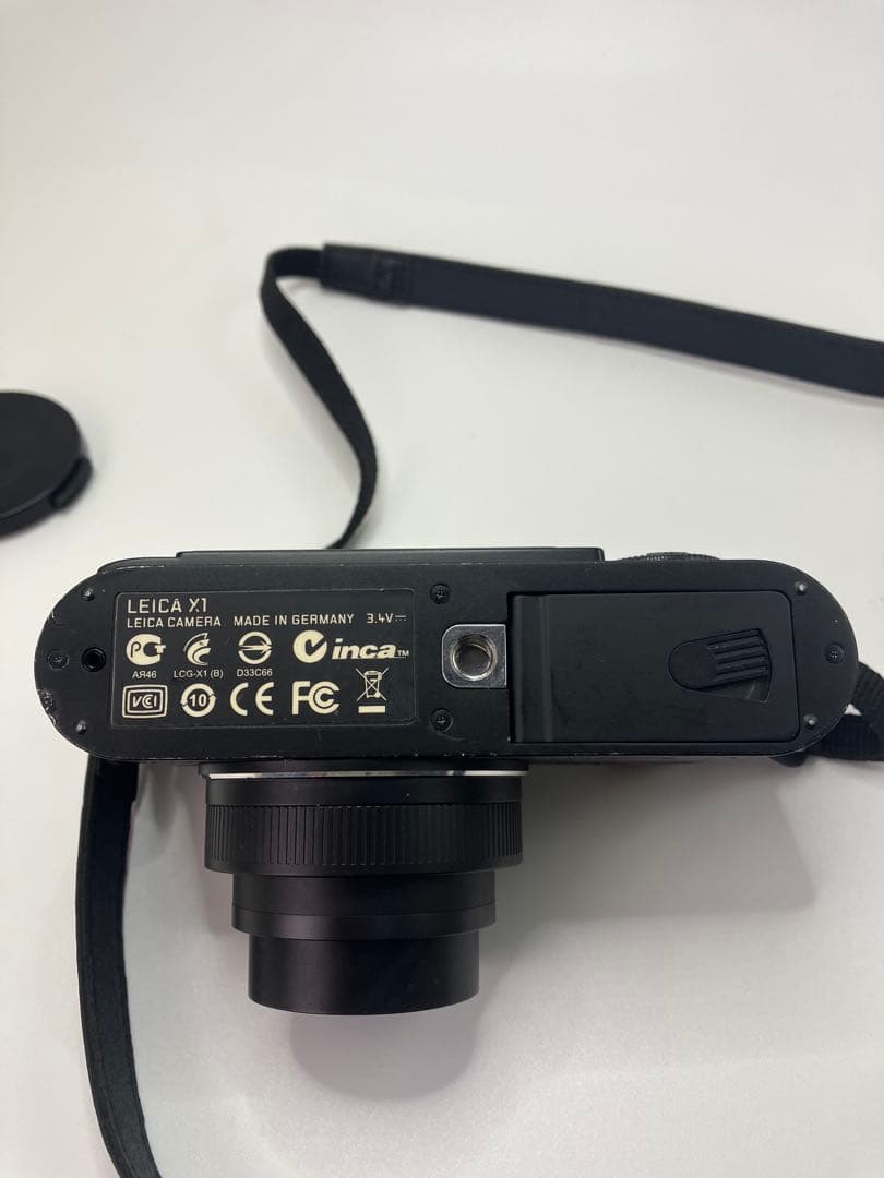 【返品保証・動作確認済】Leica X1 ブラック（純正ストラップ付き）