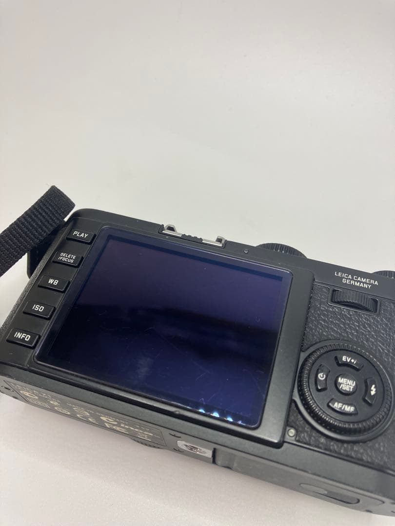 【返品保証・動作確認済】Leica X1 ブラック（純正ストラップ付き）