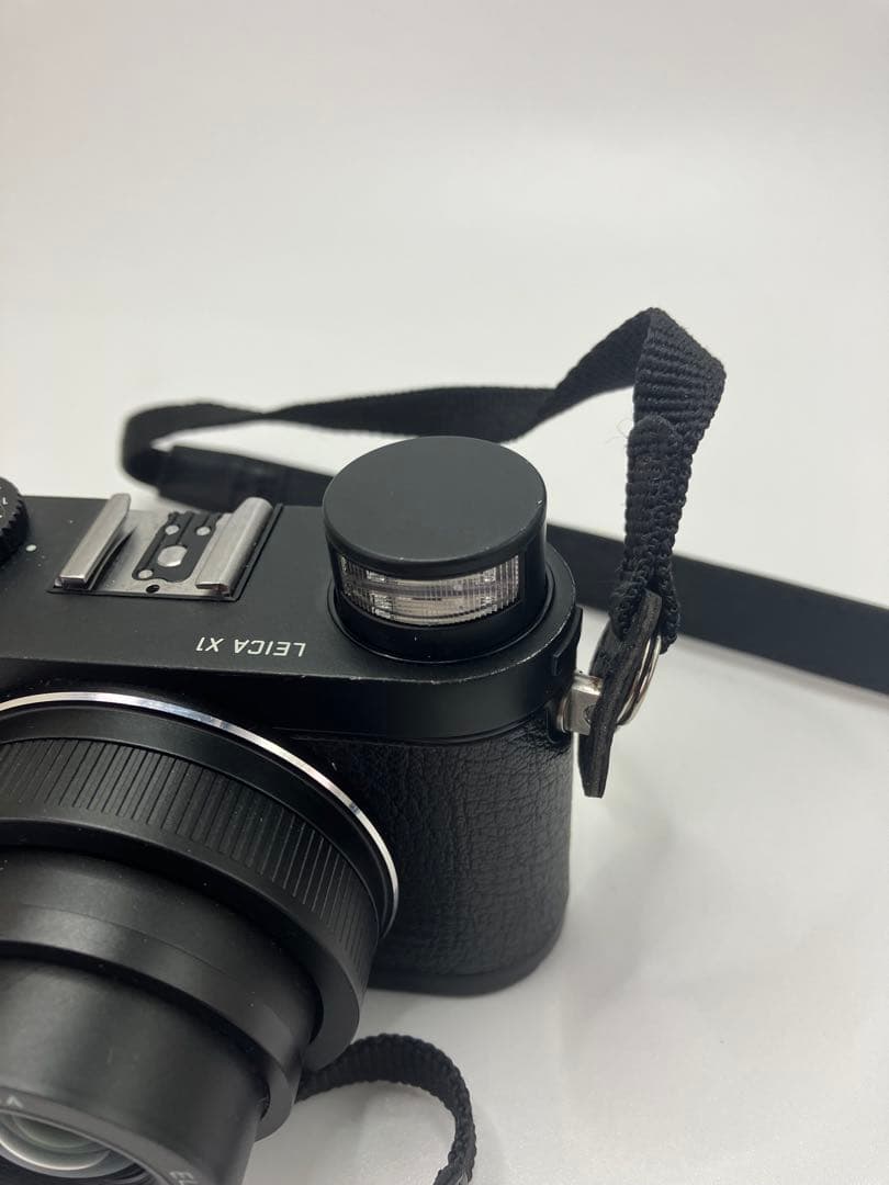 【返品保証・動作確認済】Leica X1 ブラック（純正ストラップ付き）