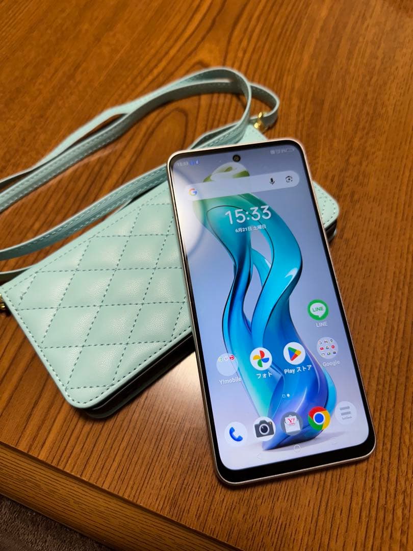 美品　nubia S ホワイト 6.7インチ 5G対応　ケース付