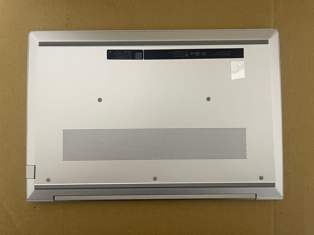 HP EliteBook 630 G10 I7-13世代16GB 現行モデル