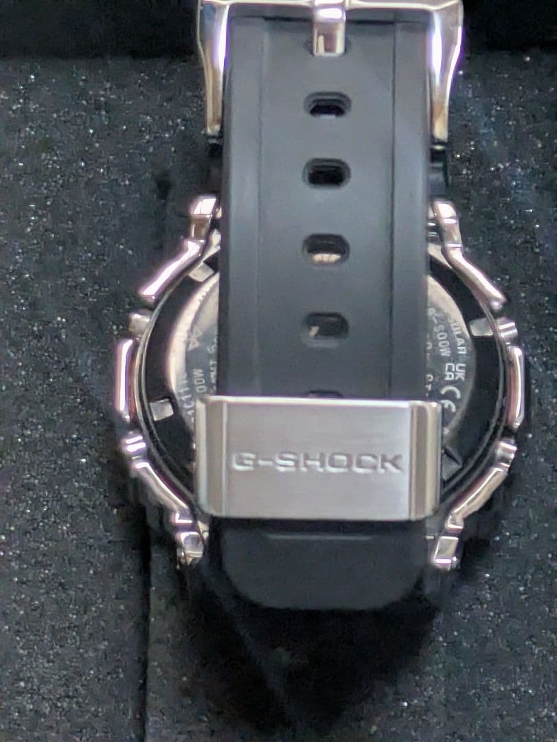 CASIO GMW-B5000D-1JF 　ジーショック　フルメタル