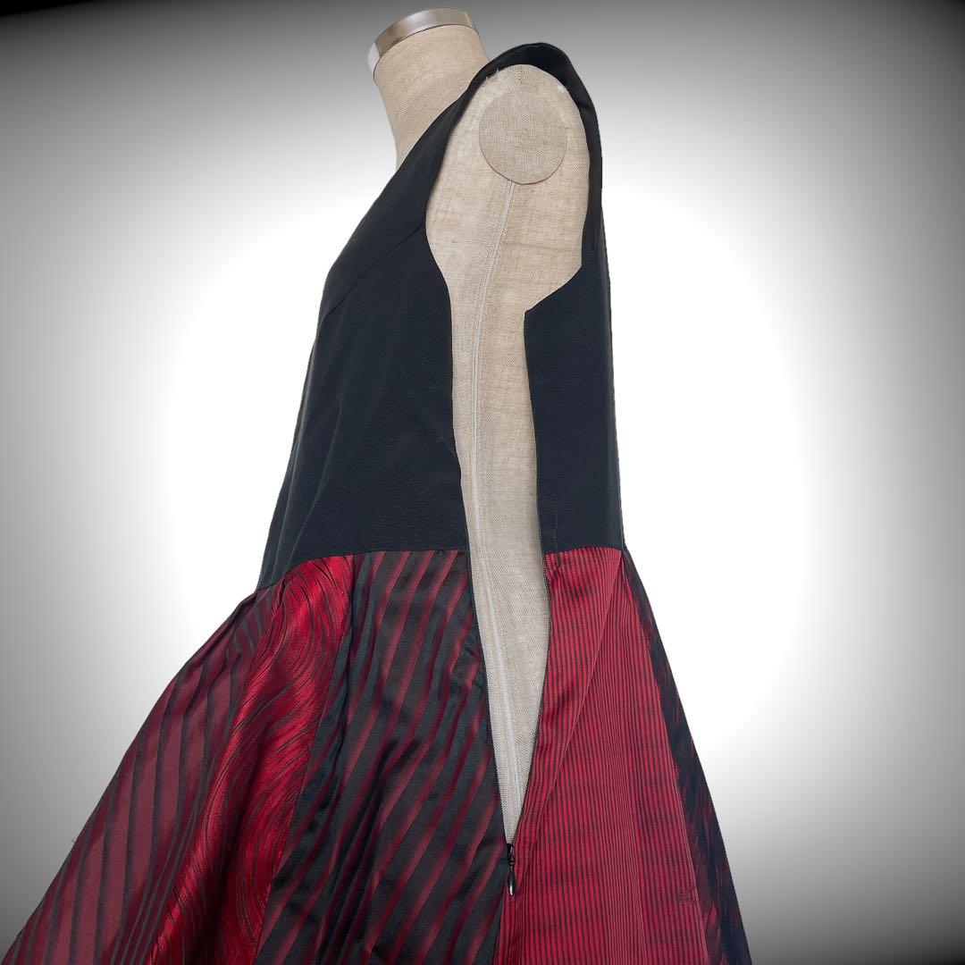 サッシュベルト付き 赤黒で魅せるフレアーロングワンピース 結婚式 着物リメイク