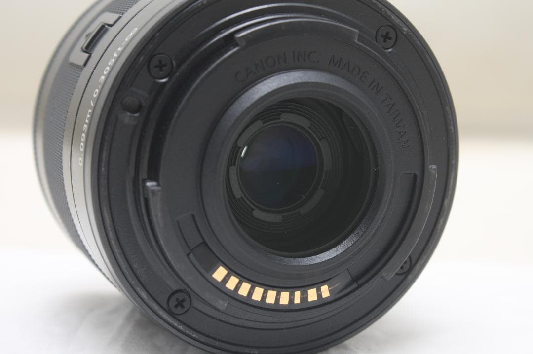 キヤノン EF-M 28mm F3.5 MACRO IS STM