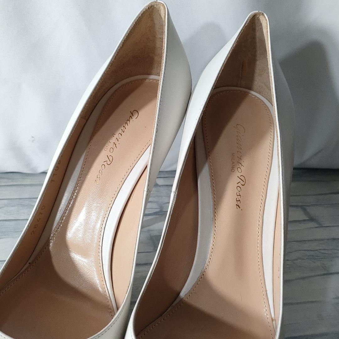 未使用品✨ジャンヴィトロッシ　レザーパンプス　ポインテッドトゥ　白　41