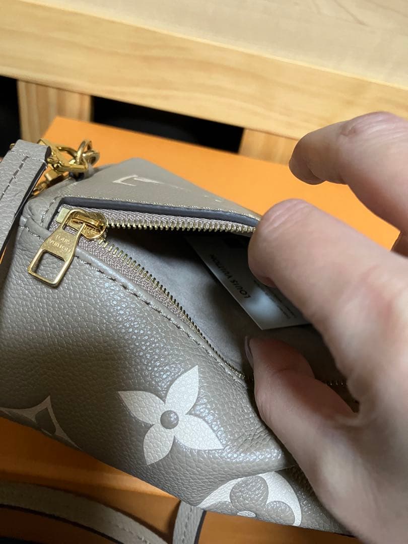 ぽよぽん様 ヴィトンバッグパック美品 正規品グレーショルダー