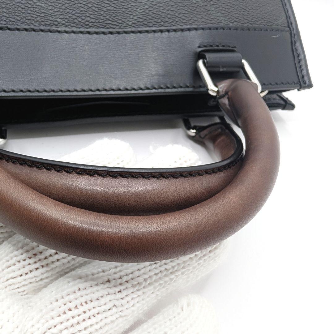 ✨️新品!✨️ベルルッティ　ウリス ガリバー シグネチャーキャンバス 2WAY