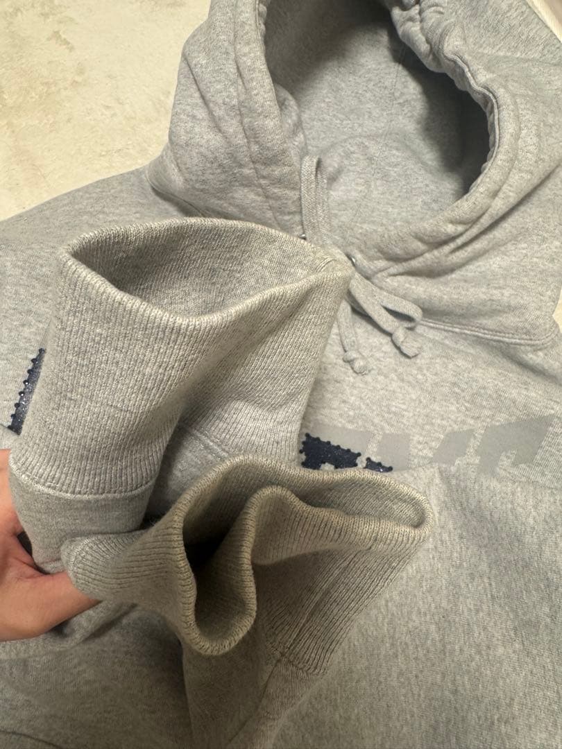 Supreme｜Rhinestone Hooded Sweatshirt