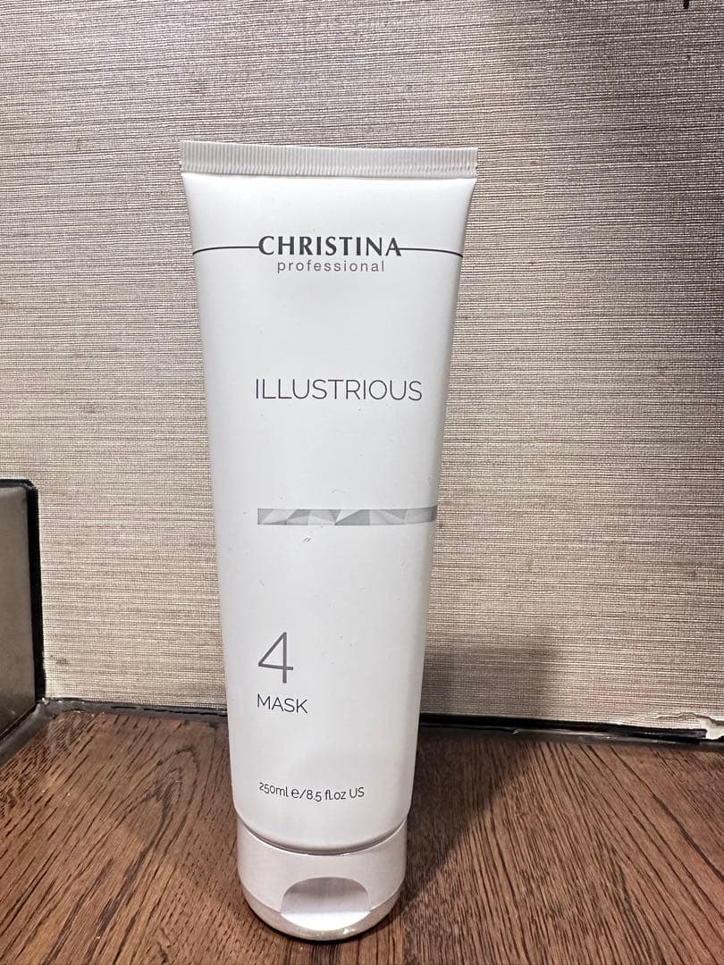 容量 / 正規品 250ml】CHRISTINA I イラストリアス業務用