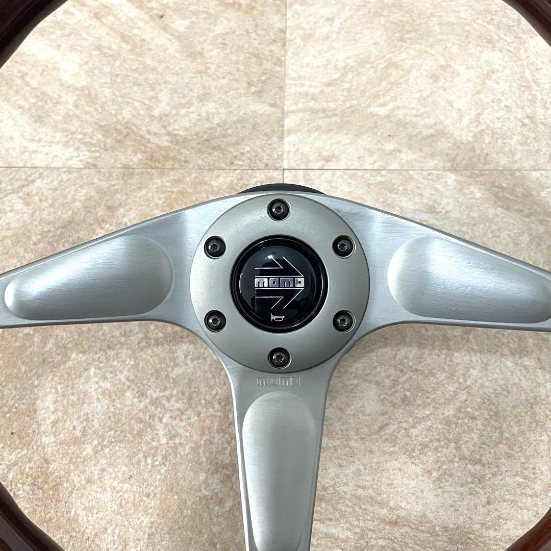 MOMO ウッドステアリング 37cm