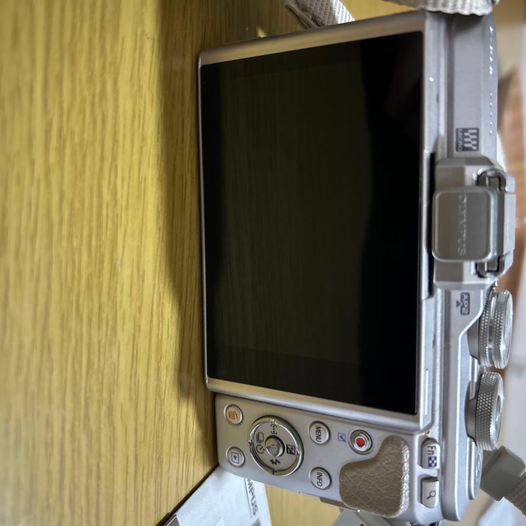 OLYMPUS PEN PL8ミラーレスカメラ M.Zuikoレンズ付き