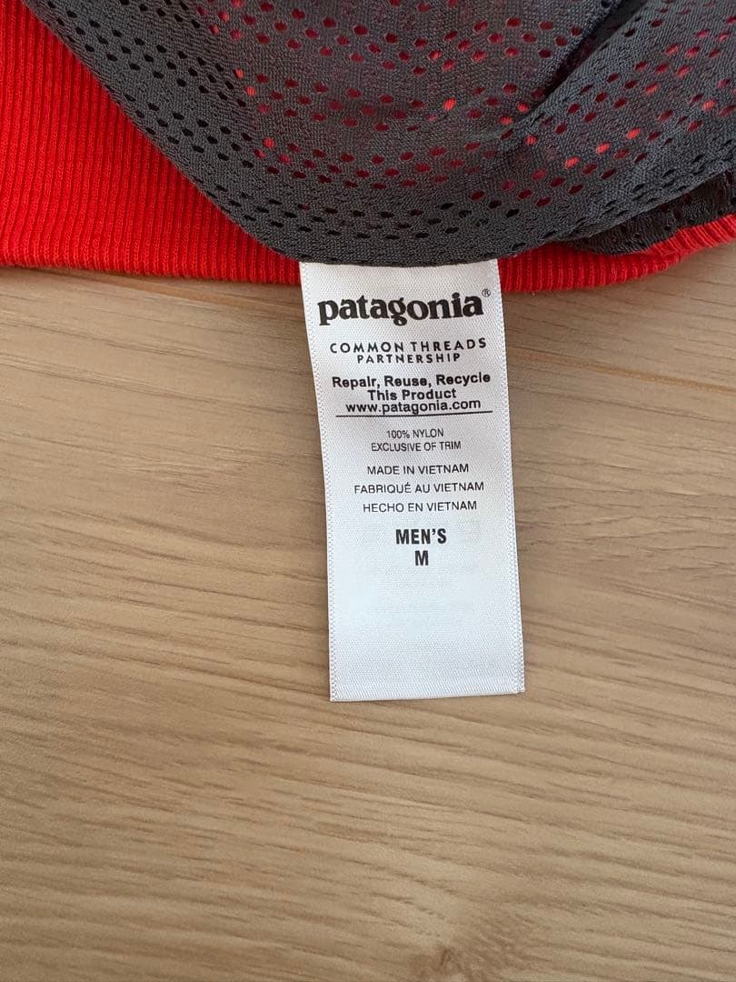 Patagonia ナイロンジャケット M レッド