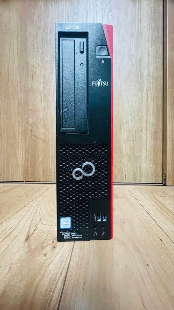 Fujitsu デスクトップPC 2020年　windows 11