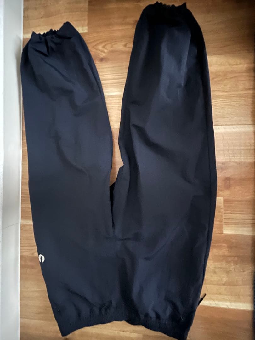 FRED PERRY BEAMSシェルジャケット セットアップ　ネイビー