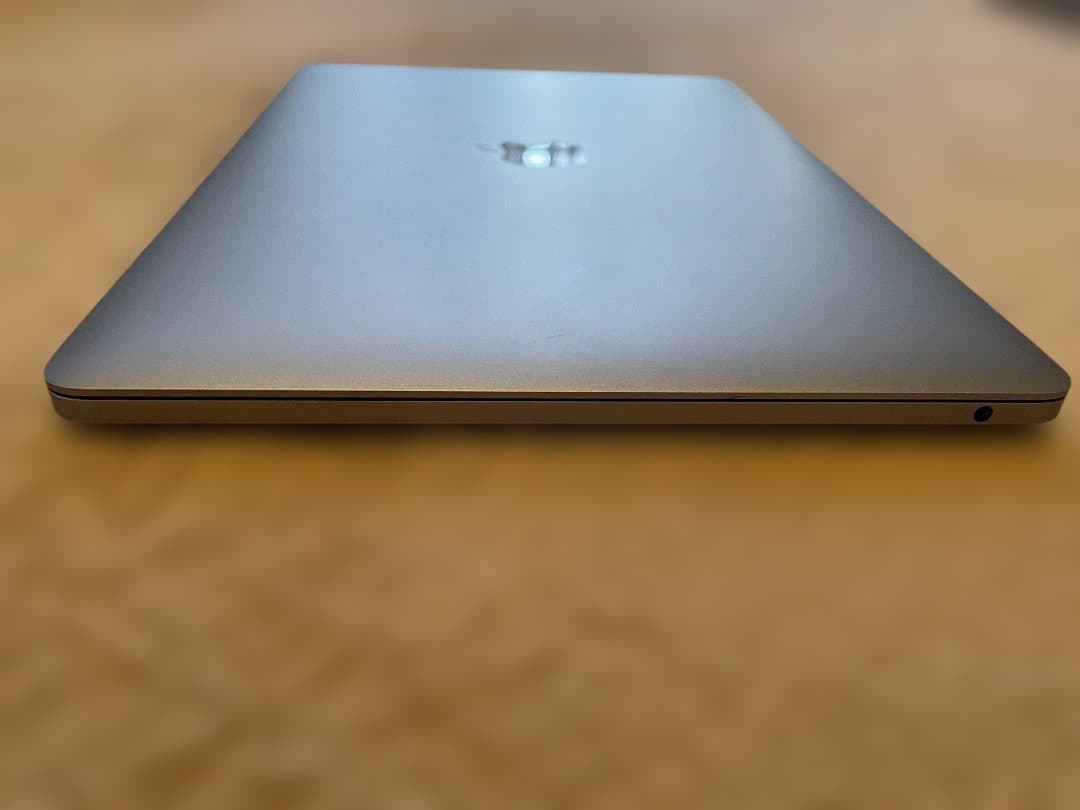 MacBook Pro 2017 本体 【美麗ジャンク品】