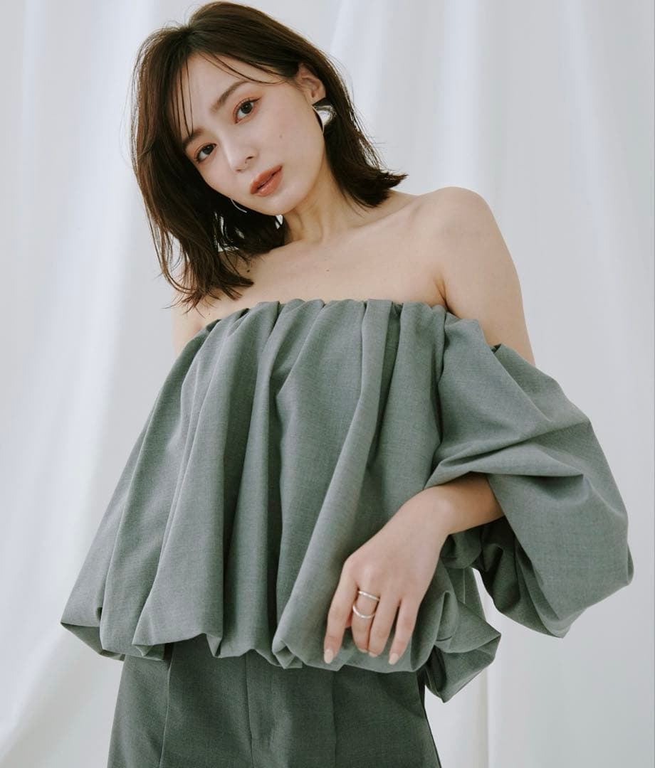 【新品タグ付】anuans/ボリュームバルーントップス