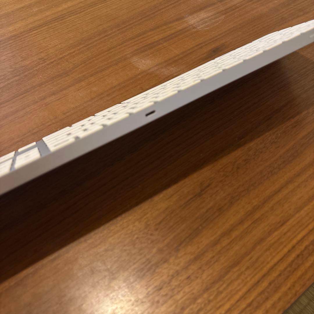 Magic Keyboard with Touch ID US配列　テンキー付き