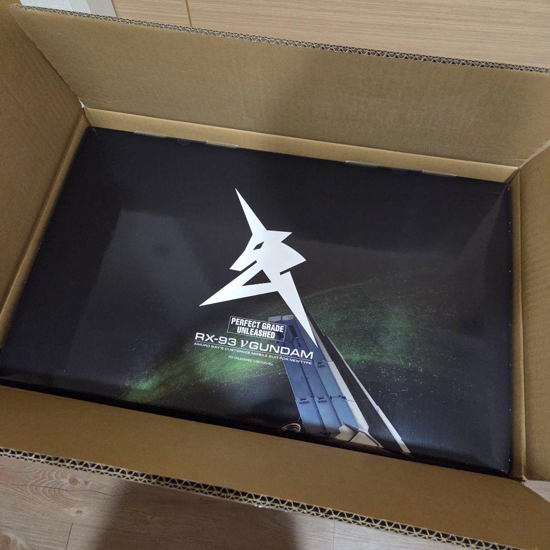 RX-93 νガンダム PG UNLEASHED 1/60