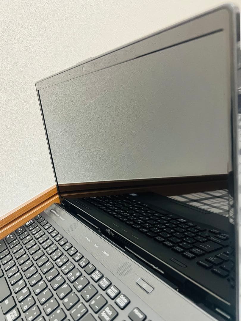 極美品FUJITSU 8gb/ssd256/1TbHDD/offic/win11