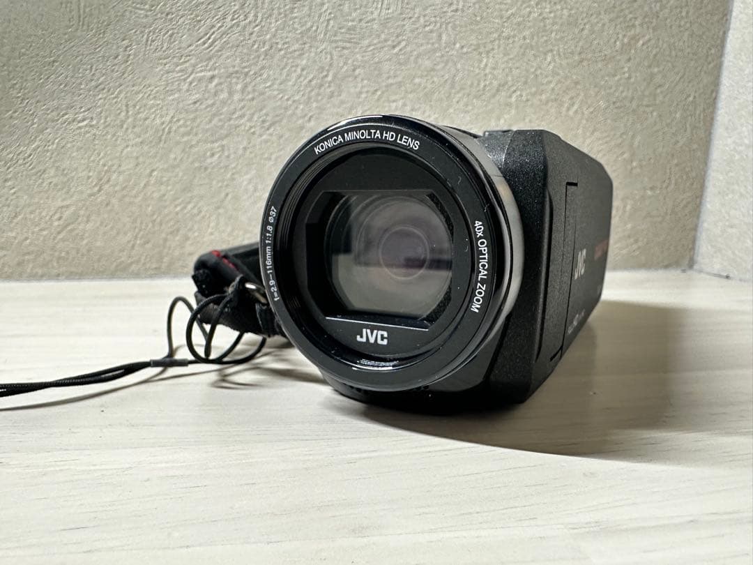 【美品】　JVCビデオカメラ　EverioR GZ-R75K-B 2021年製