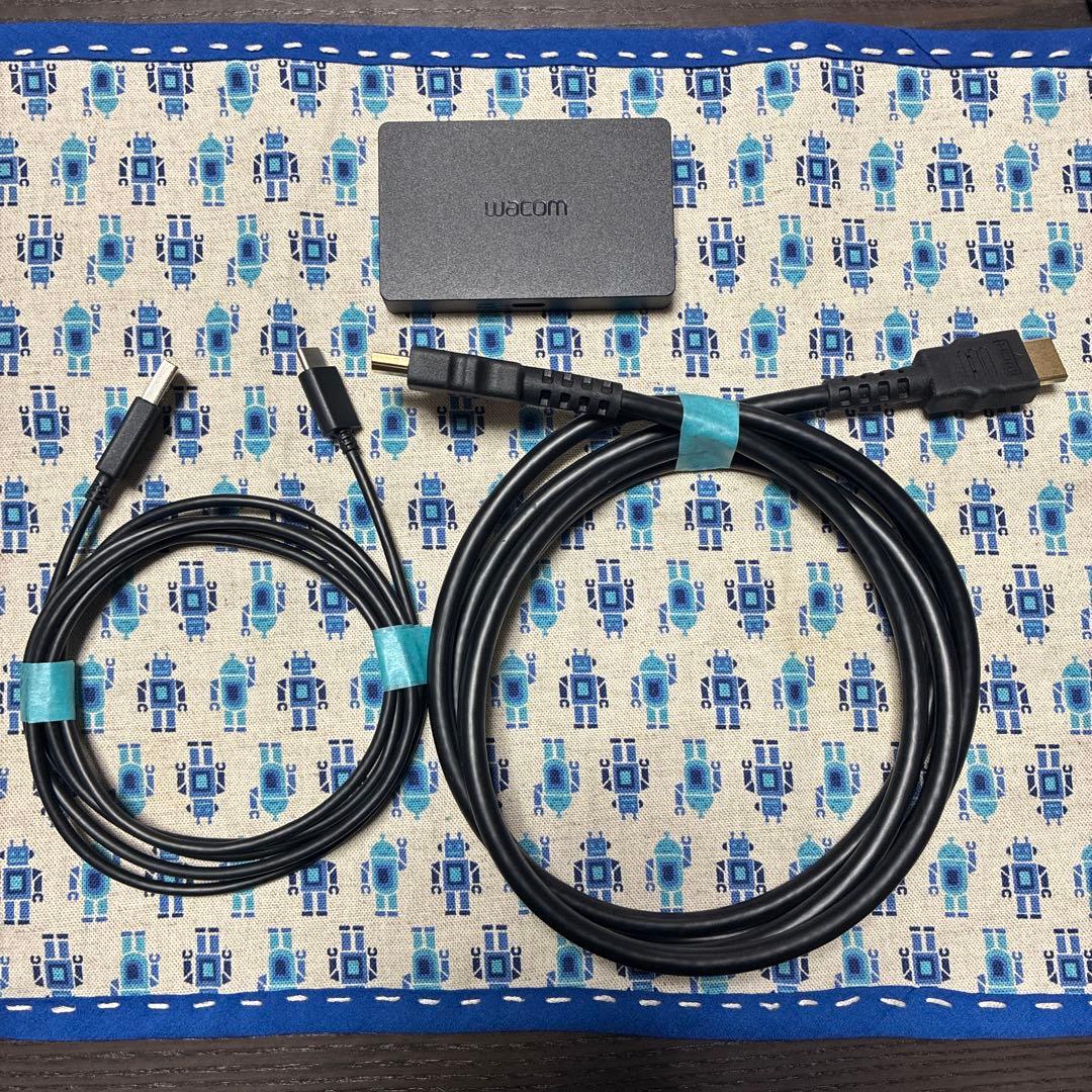 Wacom インターフェースユニットとケーブルセット