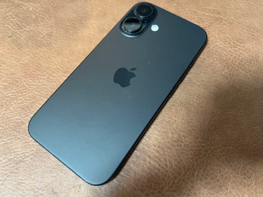 iPhone 16 ブラック 128GB 本体
