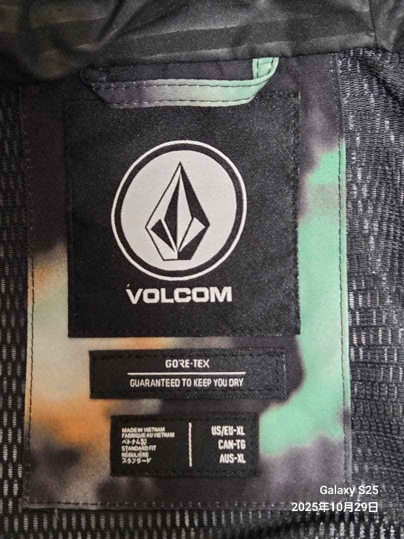 VOLCOM L GORE-TEX JACKET　正規品 XL　ゴアテックス