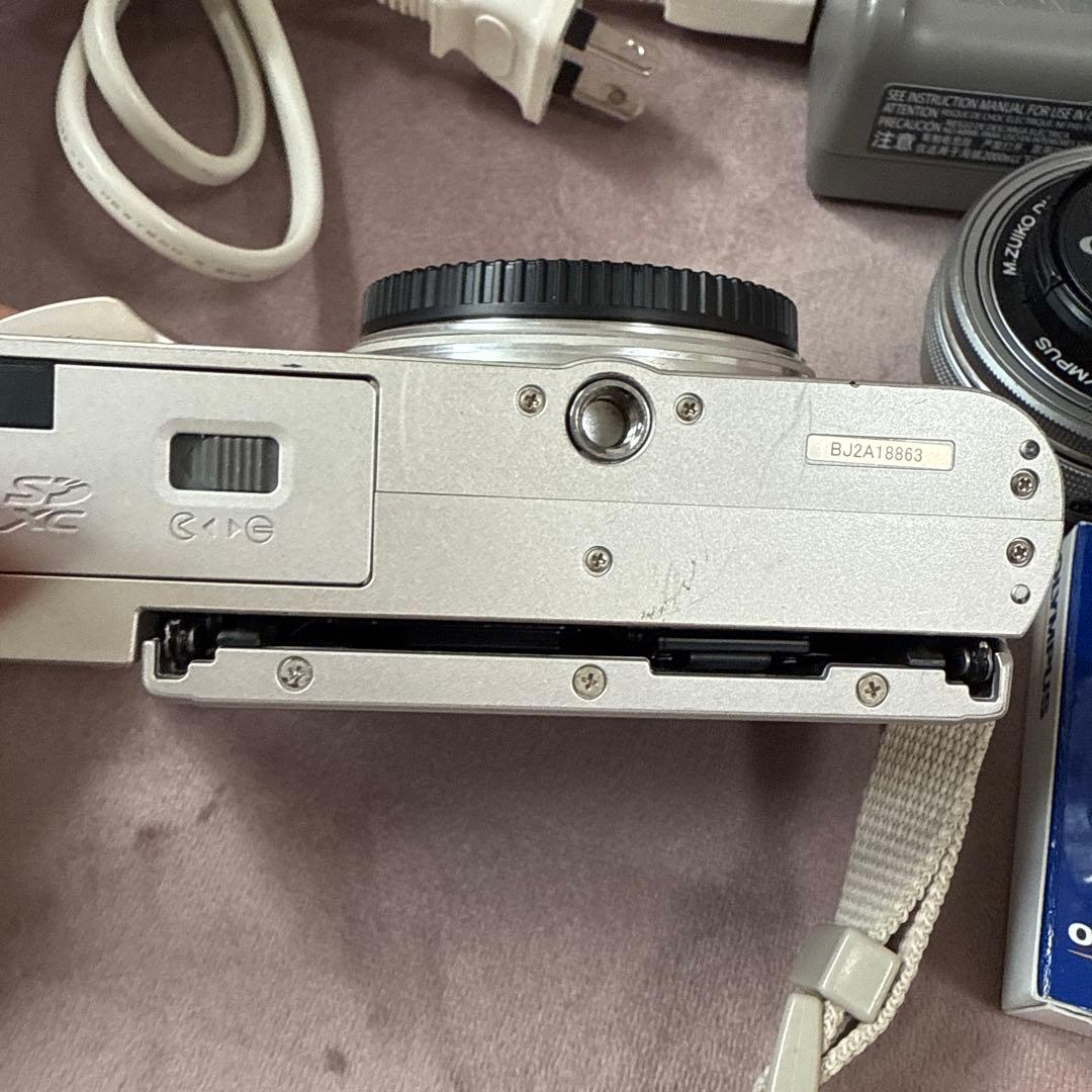 デジタルカメラ OLYMPUS E-PL9