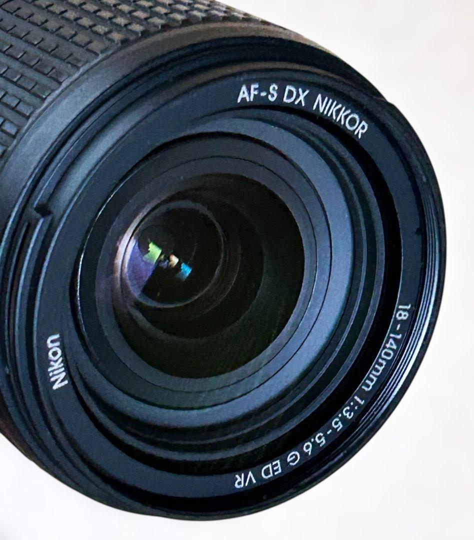 Nikon D7200 　18-140mmズームレンズキット【美品】