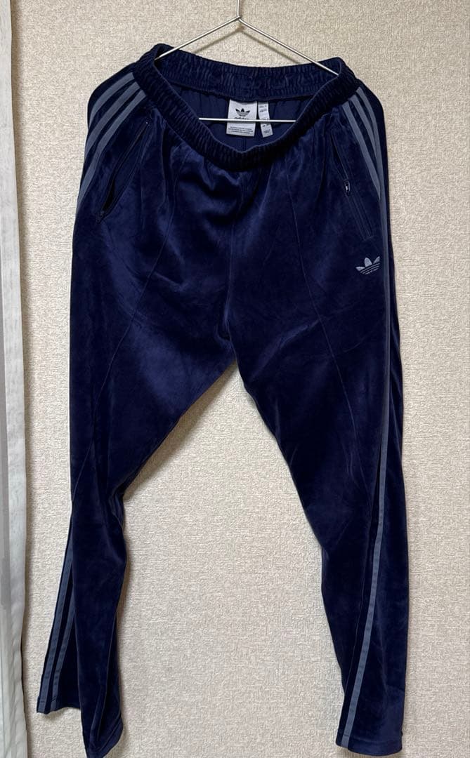 adidas originals アディダストラック　ベロア上下セット