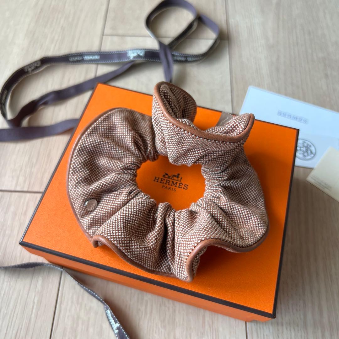 HERMES エルメス シュシュ クラウディア ゴールド 美品！ヘアアクセ