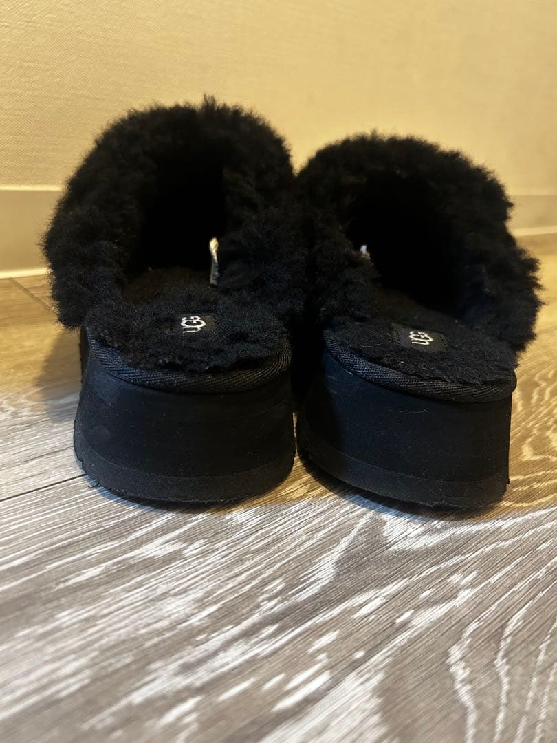 【専用】美品　UGG アグ マキシ カーリー プラットフォーム