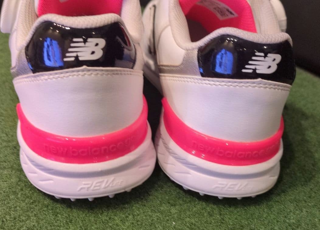 ニューバランス ゴルフシューズ BOA スパイクレス レディース 24,5cm