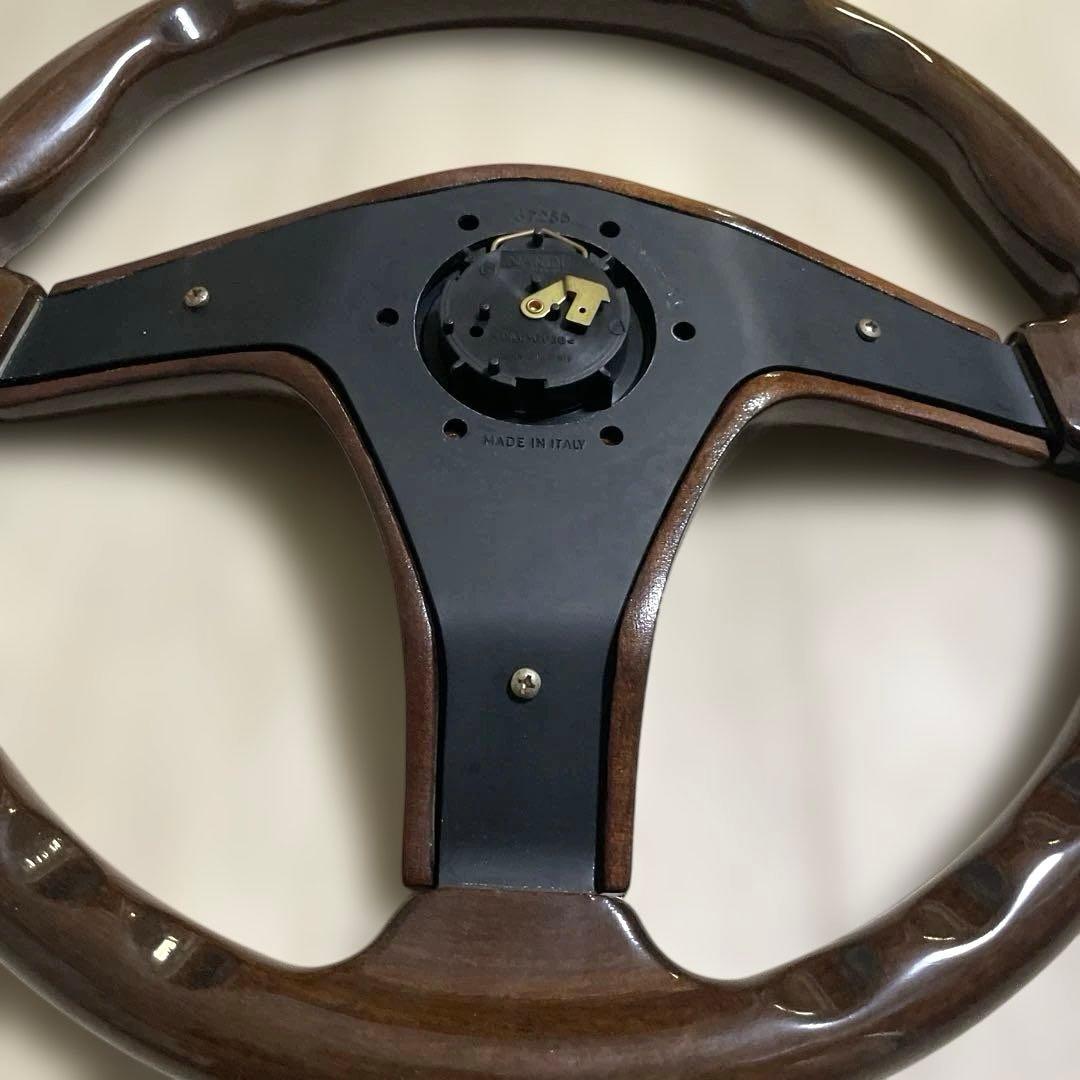 【ナルディ 】ウッドステアリング　即日発送　送料無料❗️