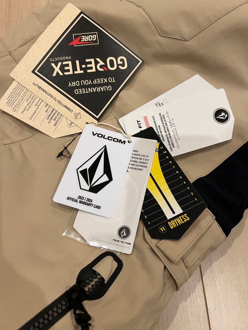 VOLCOM スノーボード ウェア ゴアテックス ビブパンツ 24-25モデル
