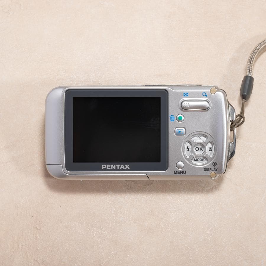 【防水カメラ】Pentax Optio W20 シルバー　スマホ転送OK